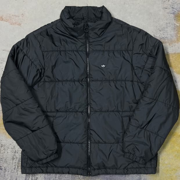 아디다스 오리지널 블랙 점퍼 L