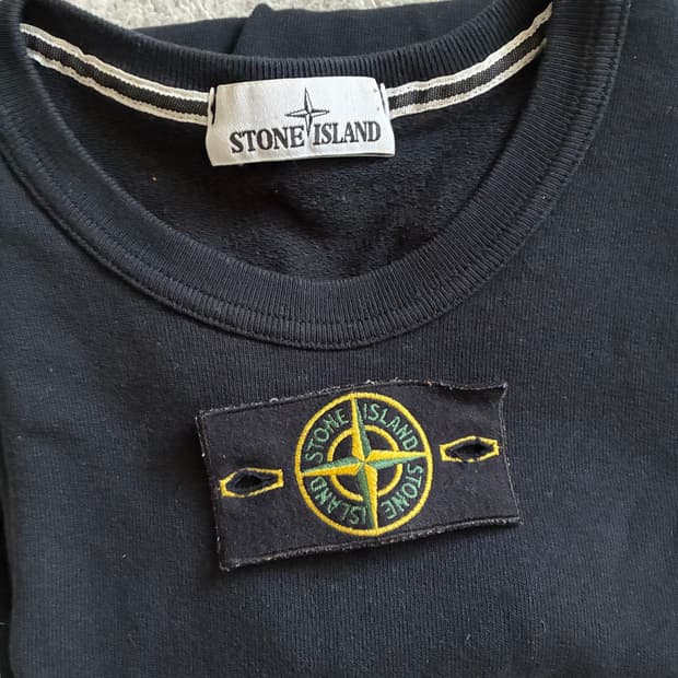 스톤 아일랜드 맨투맨