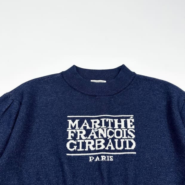 마리떼 프랑소와 저버 네이비 우먼 크롭 니트 (Free 여성추천)