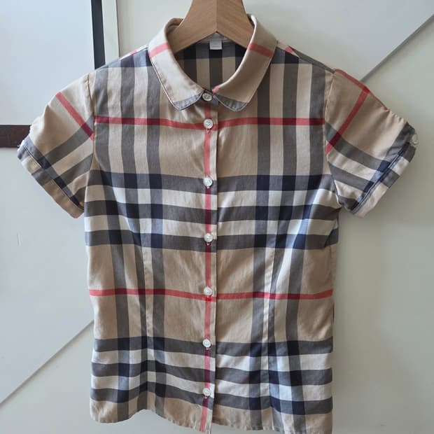 버버리키즈 10y 여아셔츠