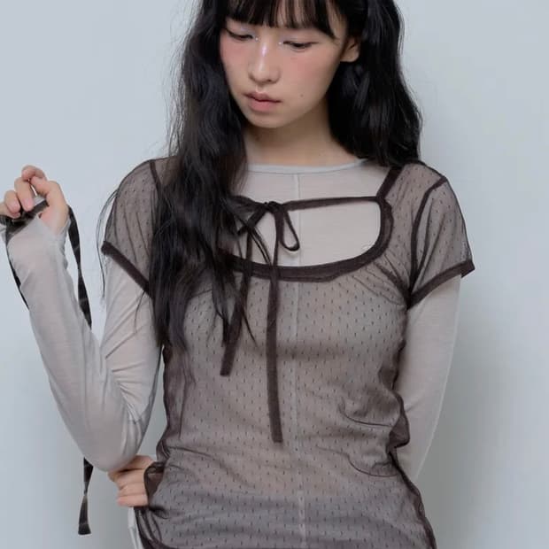 네스티팬시클럽 도트 레이어드 롱슬리브 베이지