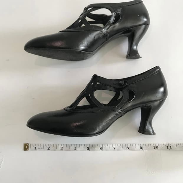 Eont's 1920's dancing shoes - black  235