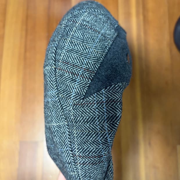 체크 무늬 헌팅캡