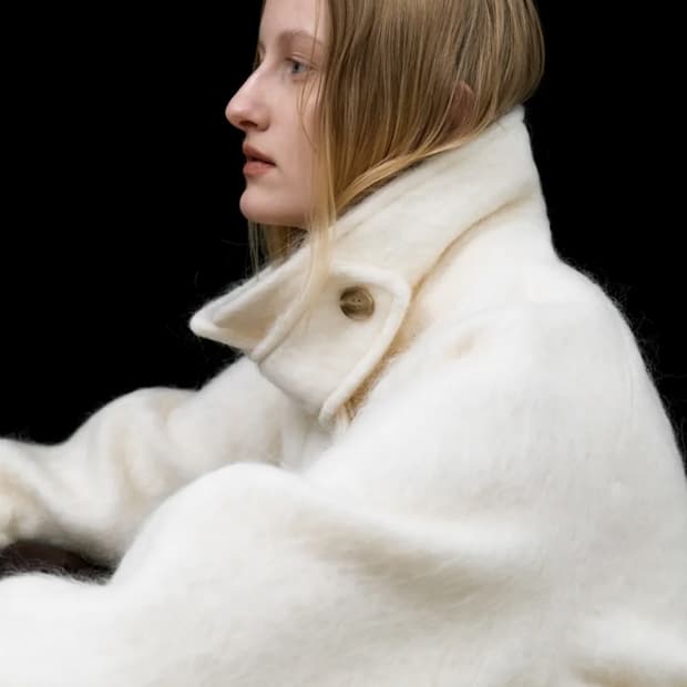 화려한 날들 이수빈 코트 아틀리에나인 헤어리 하프 코트