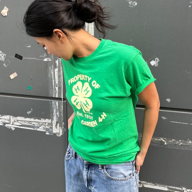 프룻오브더룸 빈티지 클로버 그래픽 티셔츠🍀