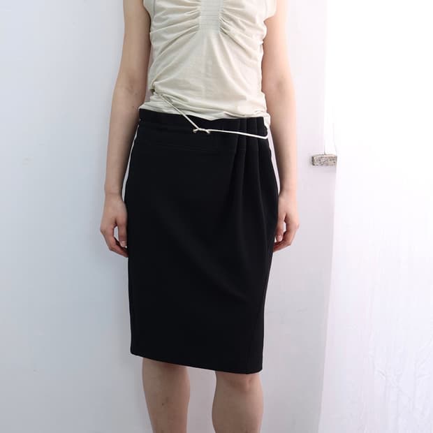 울리카상투스 커튼 미디 스커트 블랙 메쉬 M