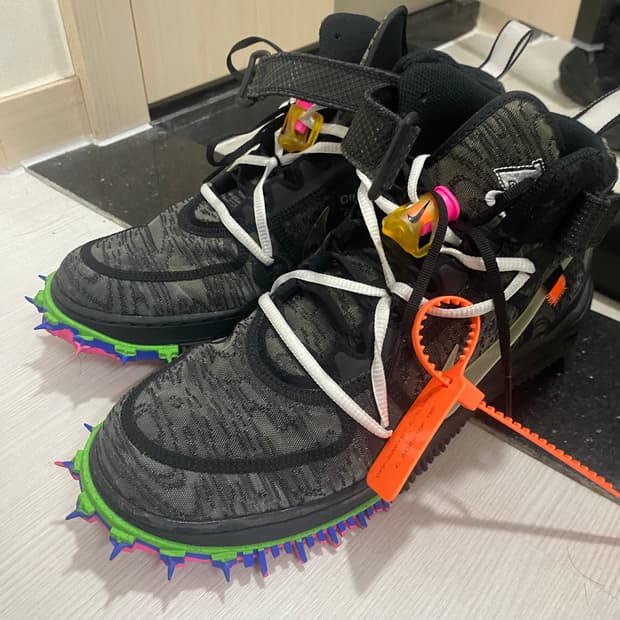 나이키 오프화이트 에어포스1 미드 sp black