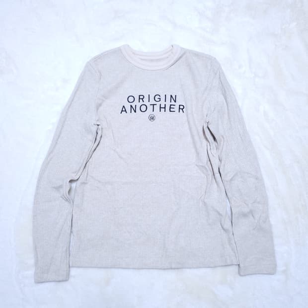 오즈세컨 여성 긴팔 티셔츠 M 0302 뽀샤샤