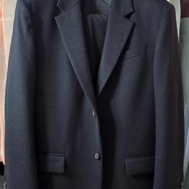 24FW 슈프림 브러쉬드 울 수트 블랙 M 사이즈 판매합니다 