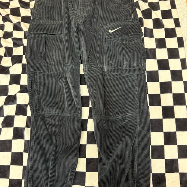슈프림 나이키 코듀로이 바지
