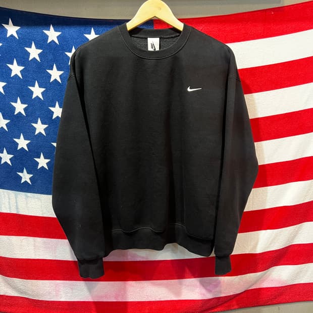 나이키 NRG 맨투맨