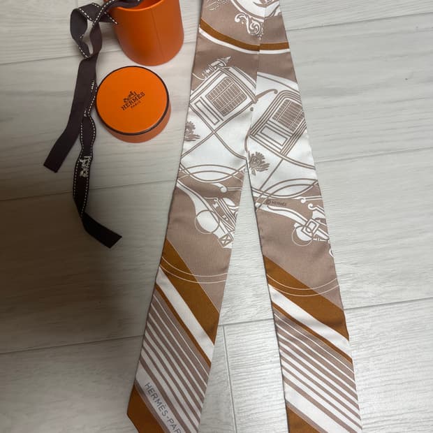에르메스 트윌리 브라운 새상품 급