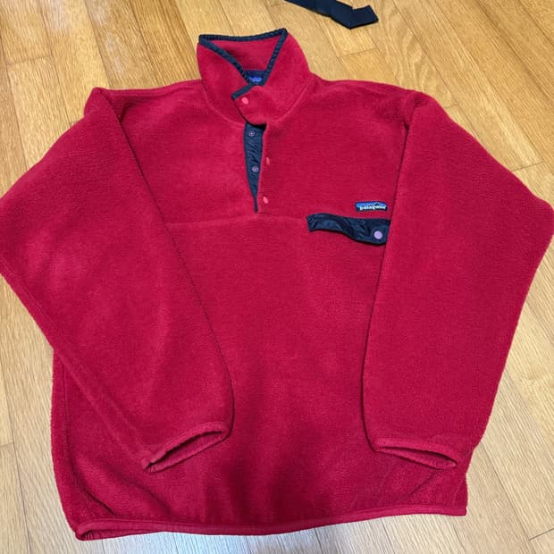 M 파타고니아 빈티지 신칠라 레드