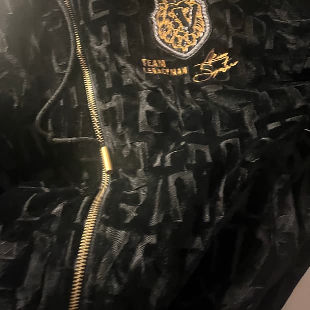 올드 빈티지 레터링 벨벳 블랙+골드 후드집업 Y2K 