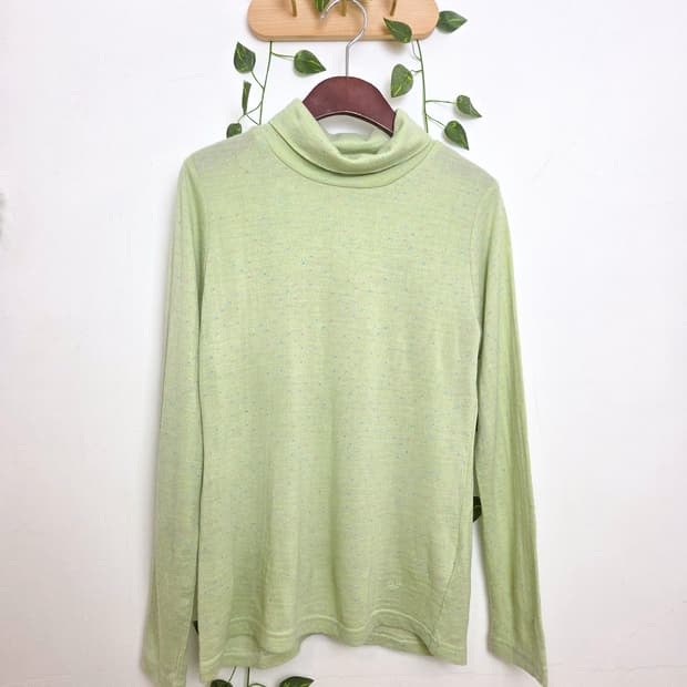 파스텔 도트 목폴라 슬리브