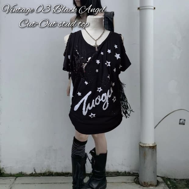 Vintage 03 Black Angel Cut-Out stud top