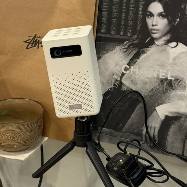 미닉스 미니 빔프로젝터 + 스크린 삼각대 풀세트