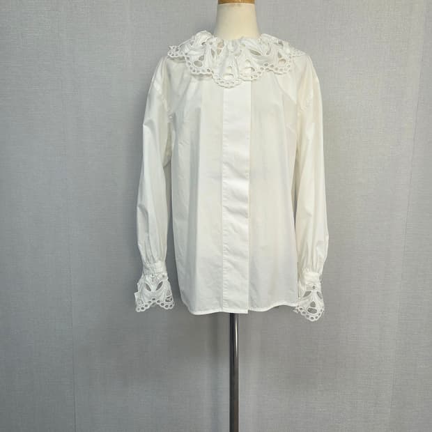 산드로 블라우스