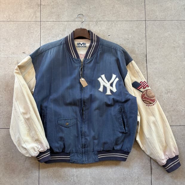 Mirage 미라지 뉴욕 양키스 바시티 양면 점퍼