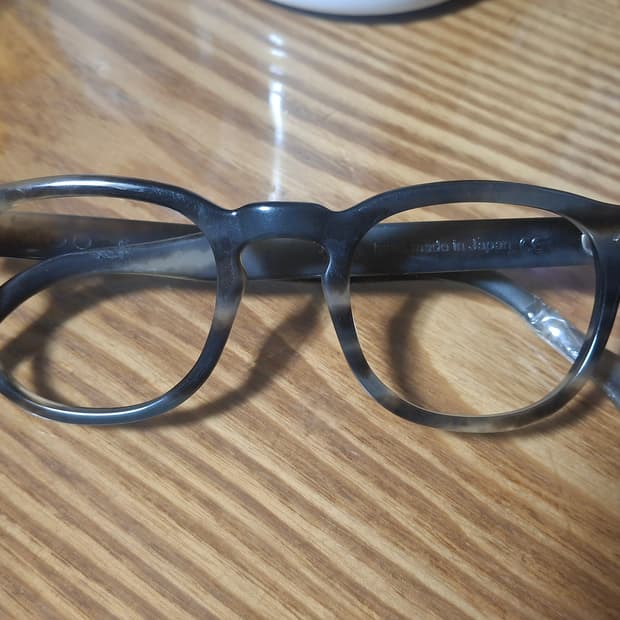 TVR 아넬 스모크그레이 45사이즈 