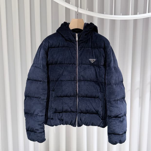 50 / 프라다 코듀로이 후드 네이비 패딩