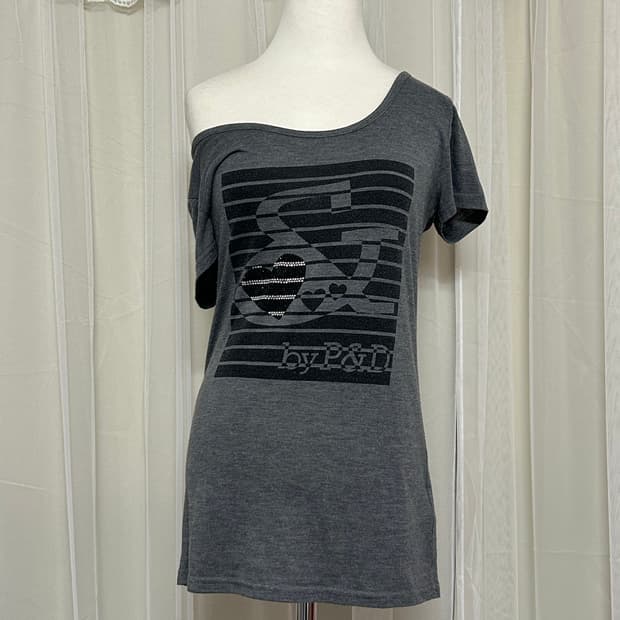 Pinky&Dianne 하트큐빅로고 반팔 딱붙 탑