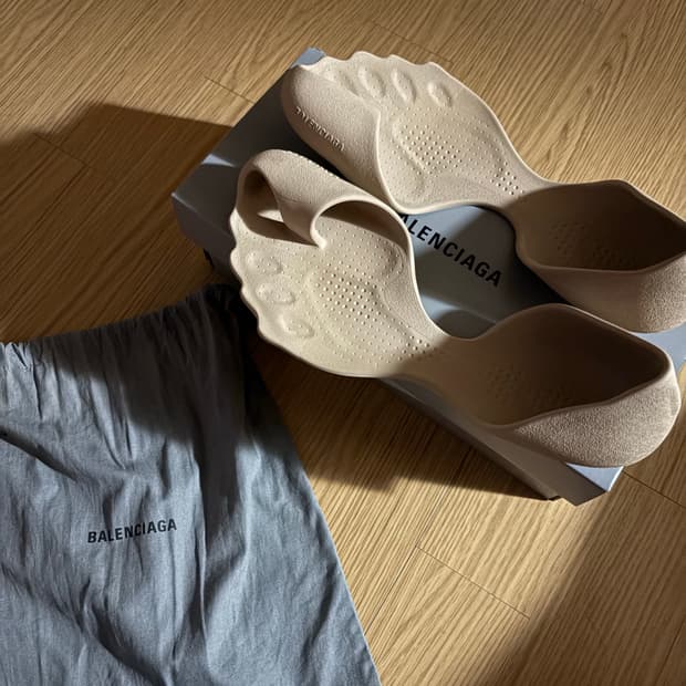 발렌시아가 제로 스니커즈 43 베이지