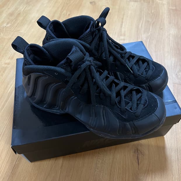 나이키 에어폼포짓 올블랙 260 판매