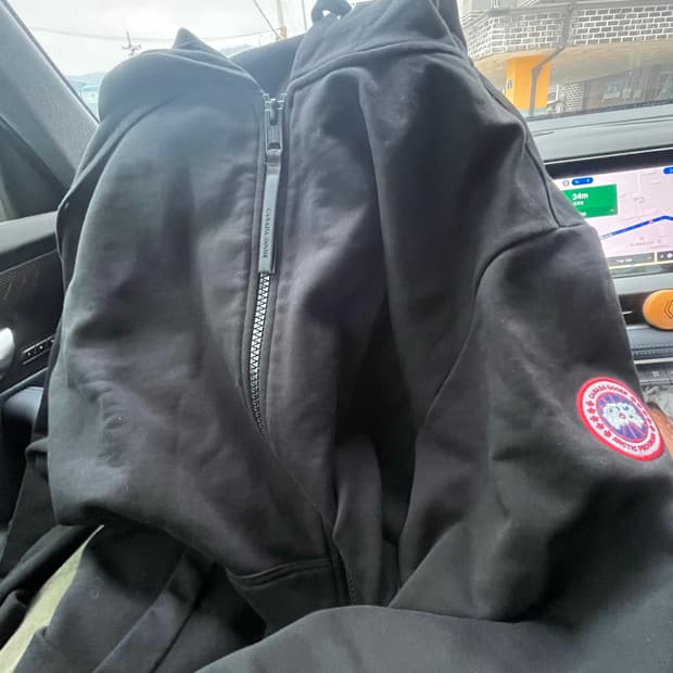 캐나다구스 집업