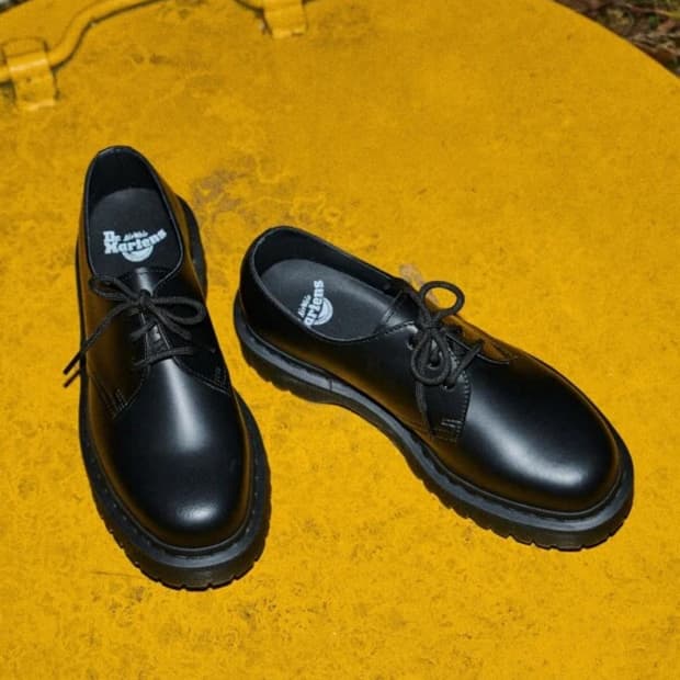 닥터마틴 1461 벡스 모노 스무스 25SS US11 300 