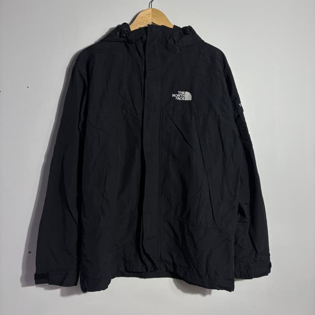 노스페이스 블랙 로고 후드 바람막이 자켓 (무료배송)