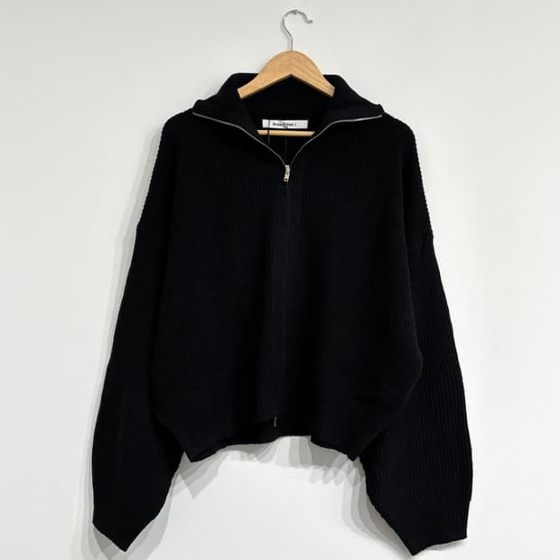 [새상품] 어반드레스 여성 니트집업