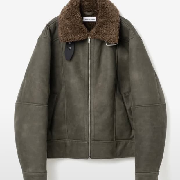 밀로우먼 무스탕 S