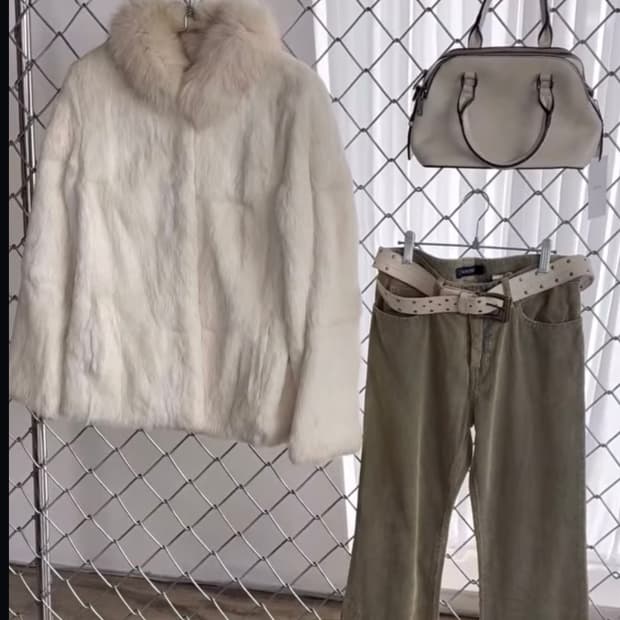 크림 아이보리 래빗 퍼자켓 from 료헤빈티지