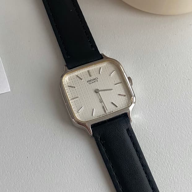 Seiko 스퀘어 쿼츠