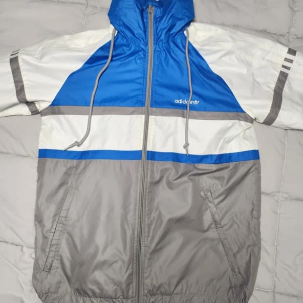 아디다스 바람막이