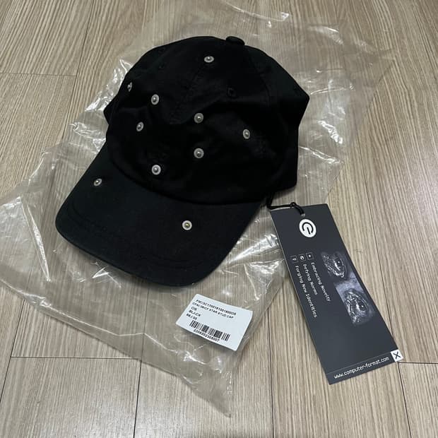 computer format star stud cap