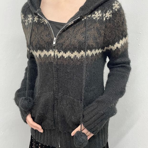 노르딕 폼폼 니트 집업