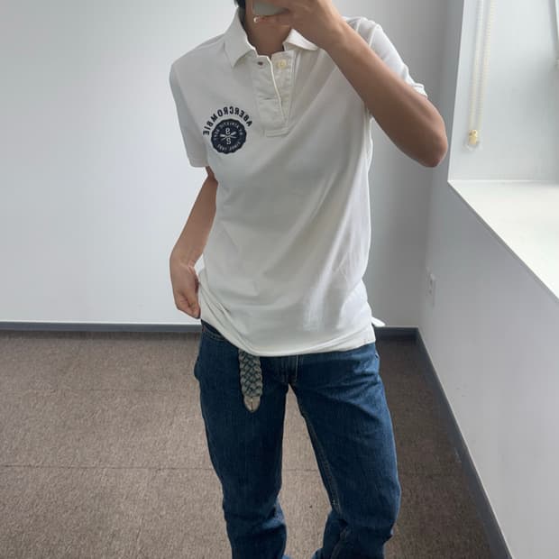 Abercrombie 아베크롬비 네이비 로고 화이트 카라 반팔