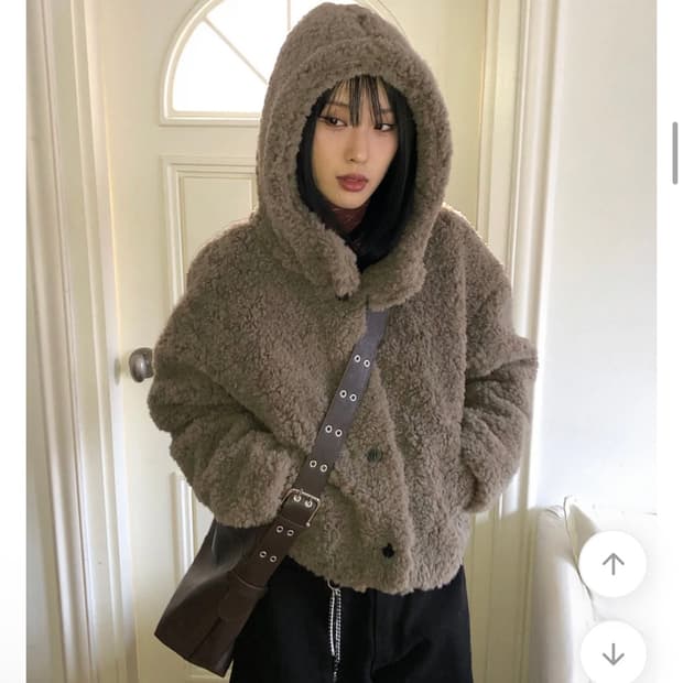 뽀글이 양털 후드 숏 코트