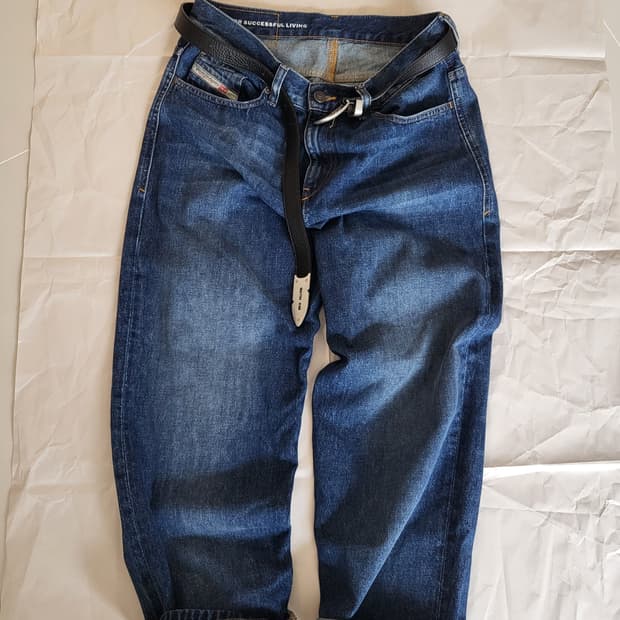 디젤 데님 팬츠 일자세미진 핏대박