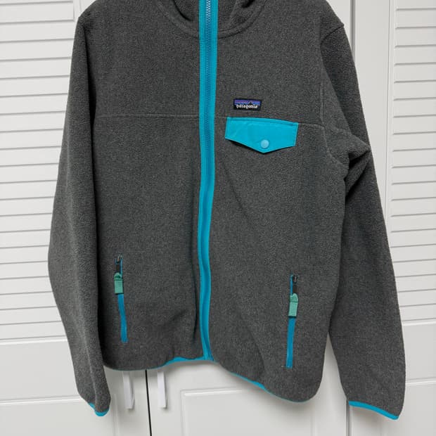 파타고니아 신칠라 스냅 후드