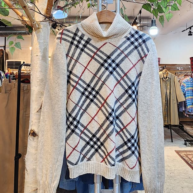 BURBERRY 버버리 런던 블루라벨 노바 체크 터틀넥