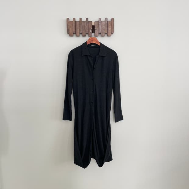이세이미야케 퍼너먼트 비대칭 롱 셔츠