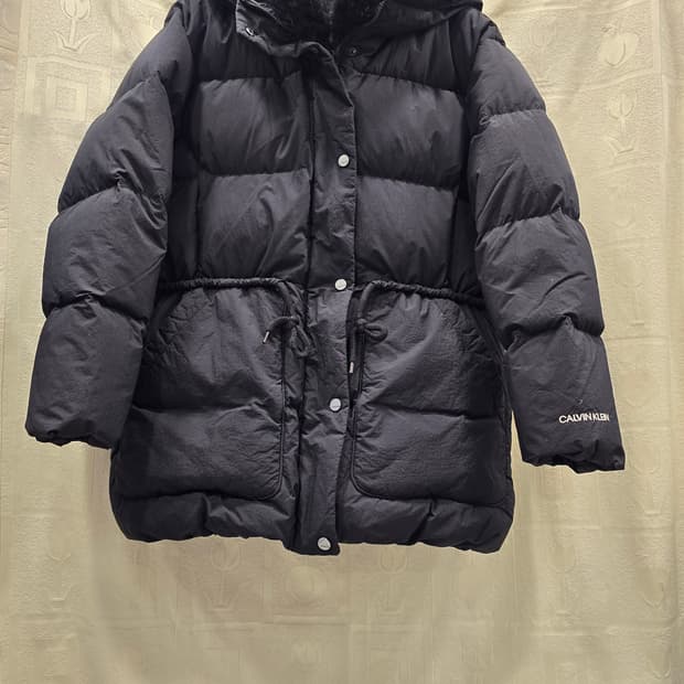 캘빈클라인 블랙 여성 구스다운 패딩 L(77)