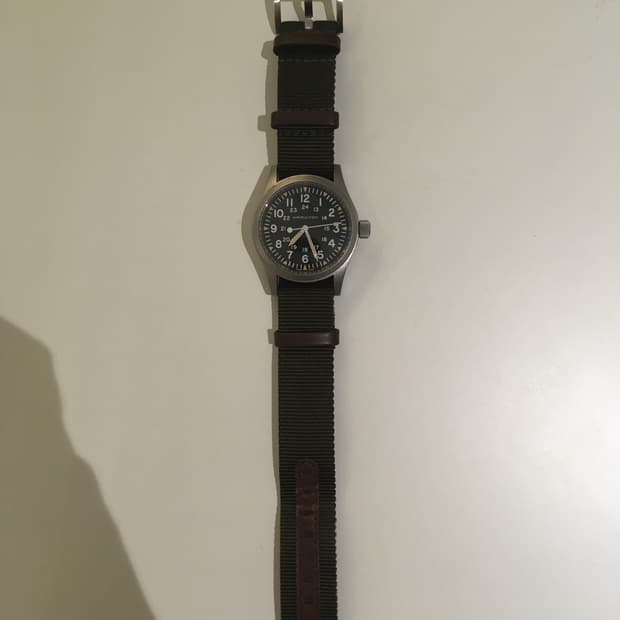 헤밀턴 카키필드 38mm