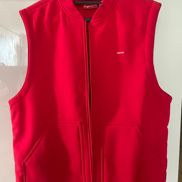 슈프림 윈드스토퍼 베스트