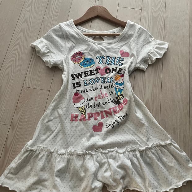 미코하우스 키치 코디 상의