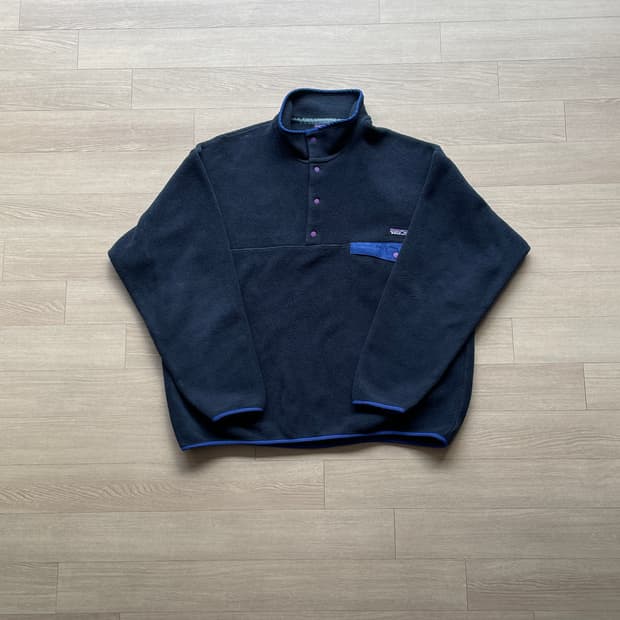 파타고니아 신칠라 네이비 블루 퍼플