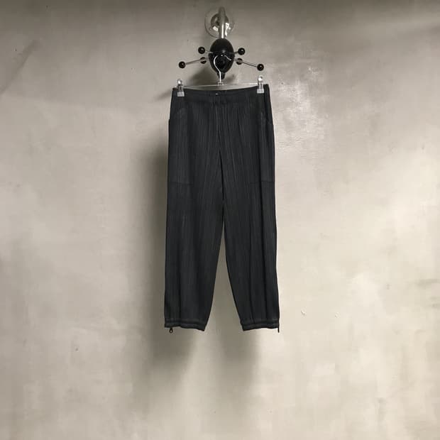 이세이 미야케 플리츠 플리즈 팬츠 블랙 3(W)